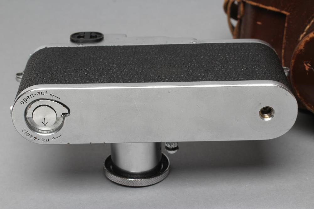 A LEICA D.R.P. ERNST LEITZ WETZLAR IIc CAMERA Image