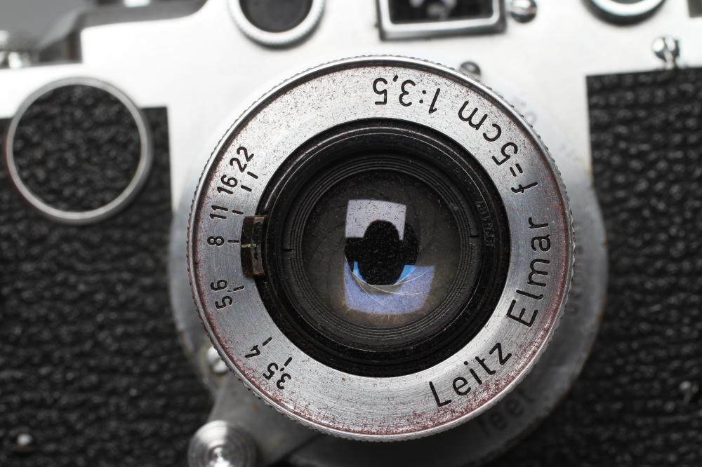 A LEICA D.R.P. ERNST LEITZ WETZLAR IIc CAMERA Image