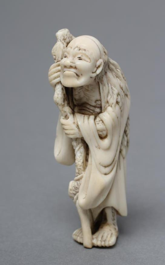 A JAPANESE IVORY NETSUKE Image