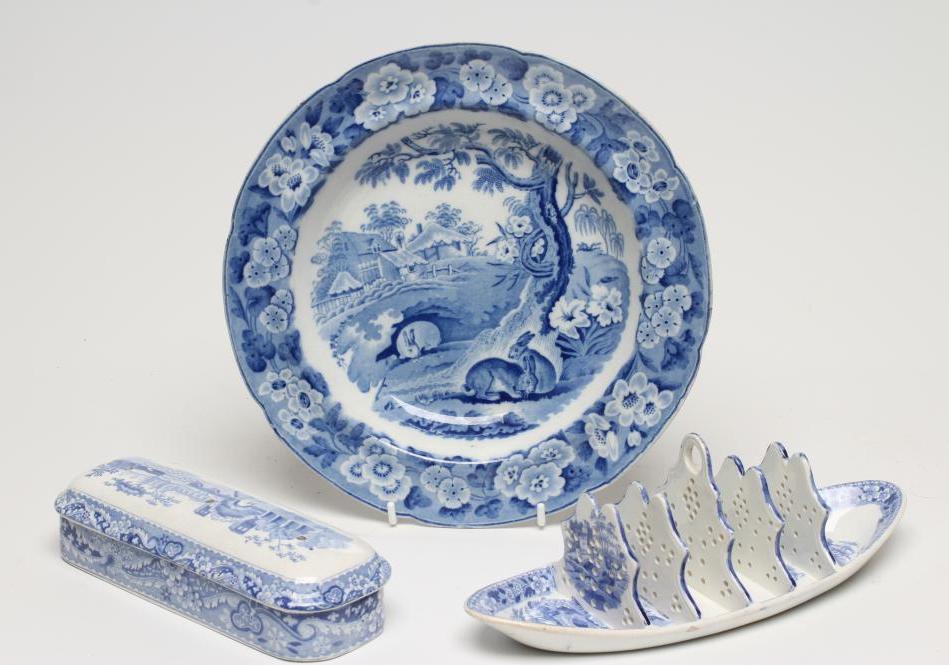 A SPODE BLUE AND WHITE PRINTED TOASTRACK Image