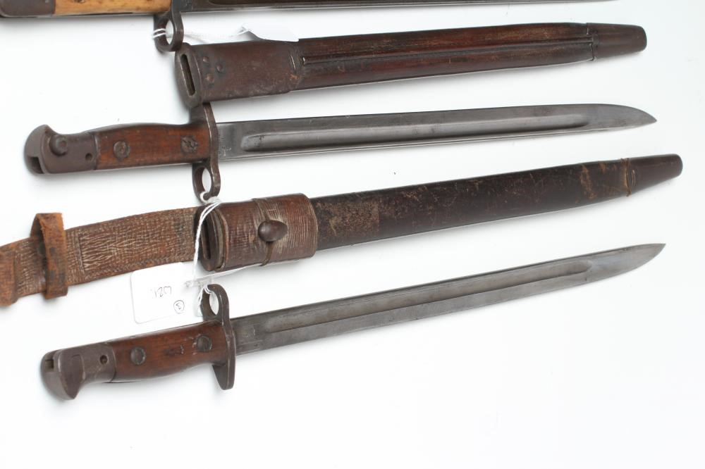 A 1907 PATTERN BAYONET Image