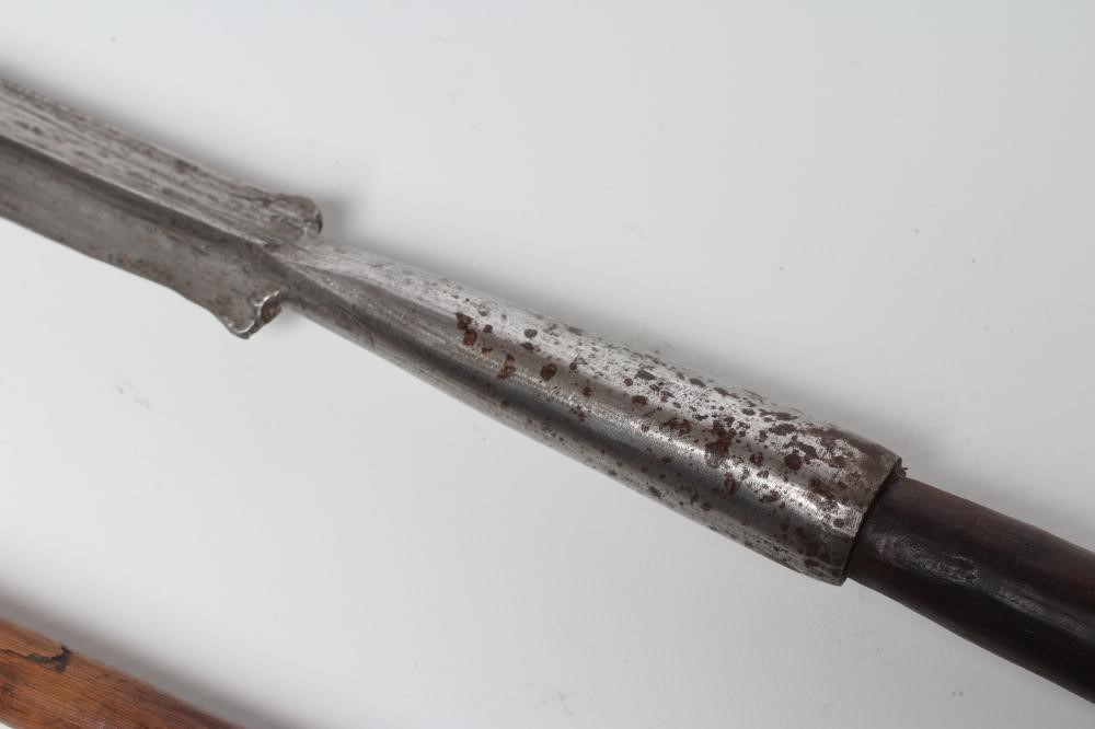 A ZULU KNOBKERRIE Image