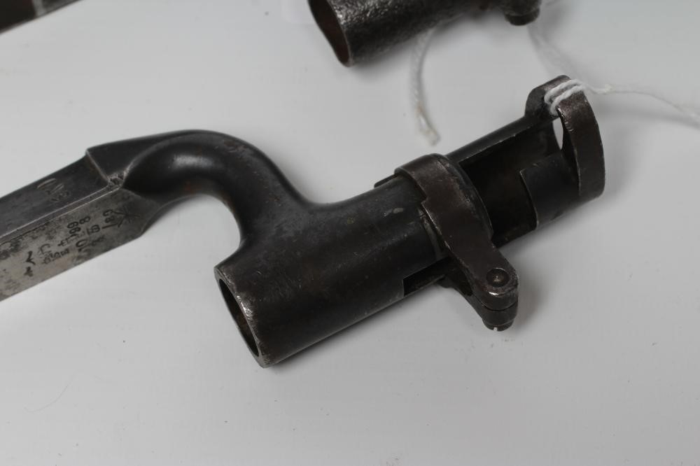 TWO SOCKET BAYONETS Image