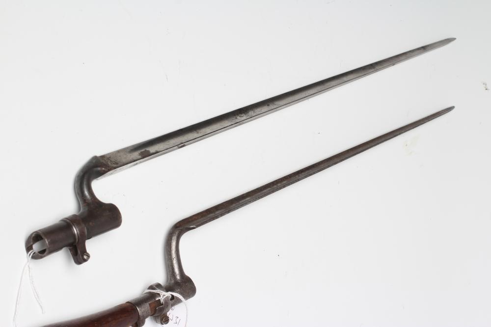 TWO SOCKET BAYONETS Image