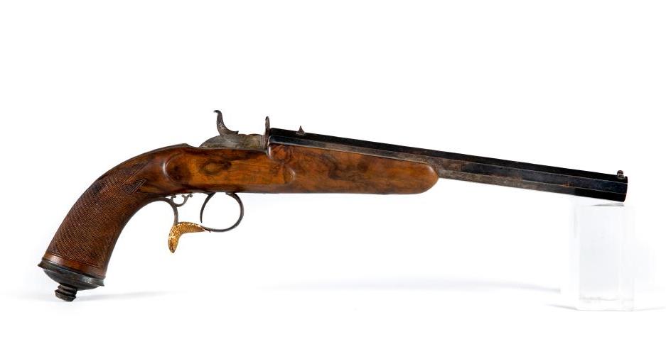 A .32 RIMFIRE TARGET PISTOL BY GASTINNE RENETTE Image