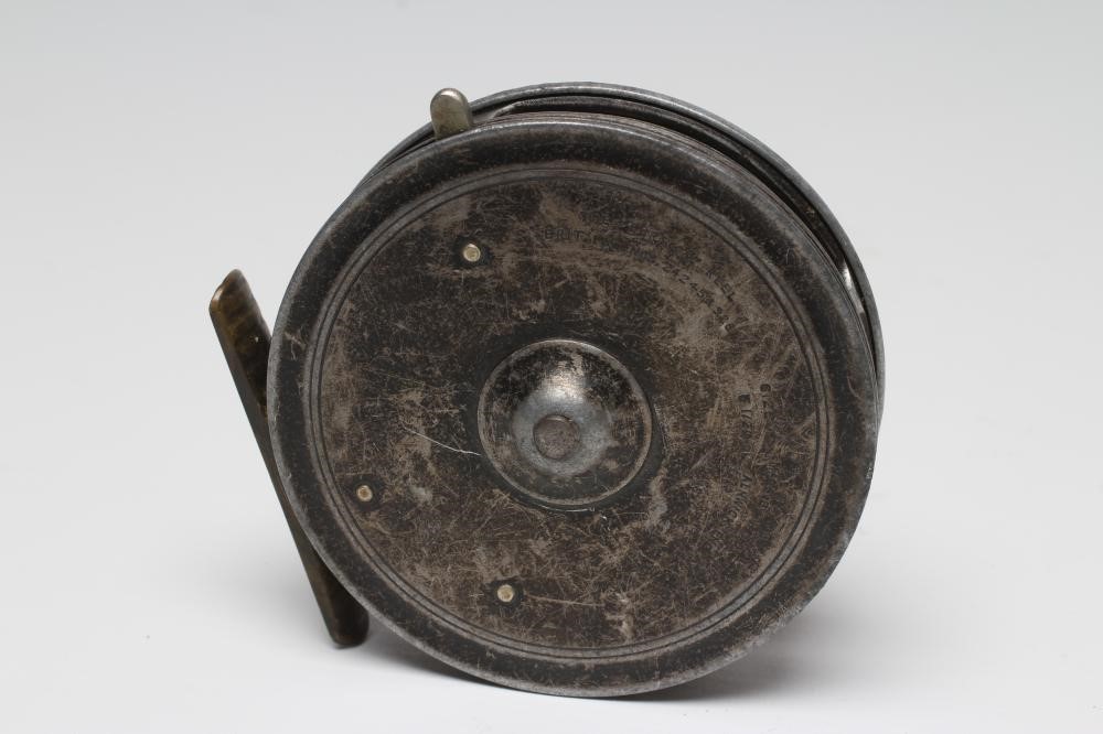 A HARDY "THE EUREKA" REEL with twin handles Image