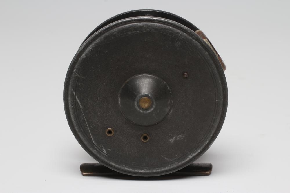 A DINGLEY FISHING REEL with composite handle Image