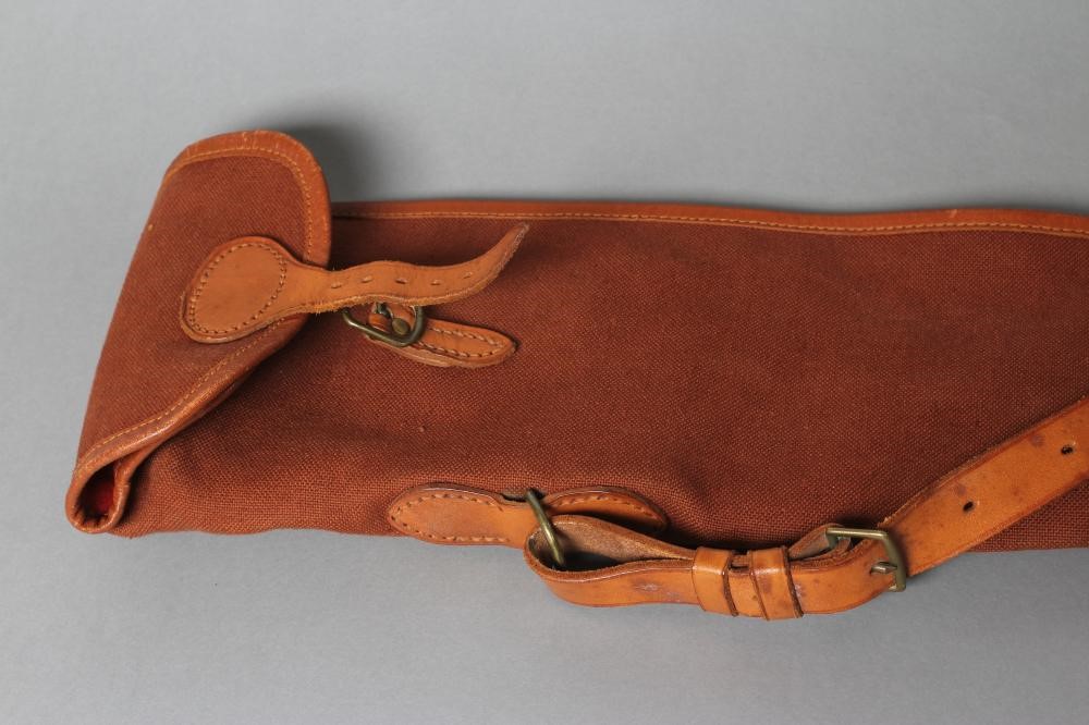 A 12 BORE AYA SIDELOCK EJECTOR SHOTGUN with 28" barrel Image