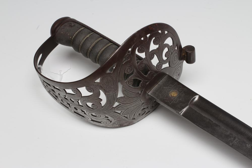 AN 1821 PATTERN HEAVY CAVALRY OFFICER'S SWORD Image