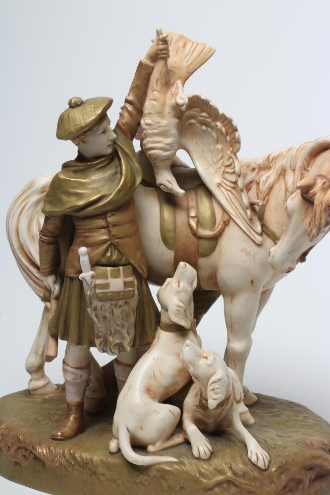 A ROYAL DUX FIGURE GROUP Image