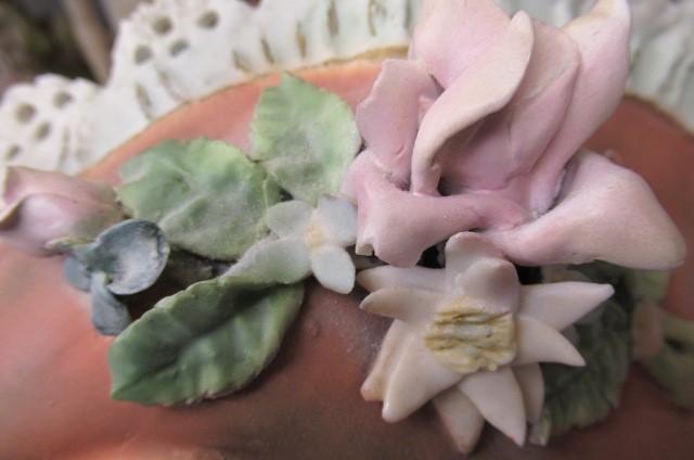 A ROYAL DUX BUST Image