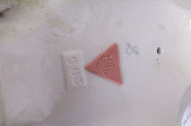 A ROYAL DUX BUST Image