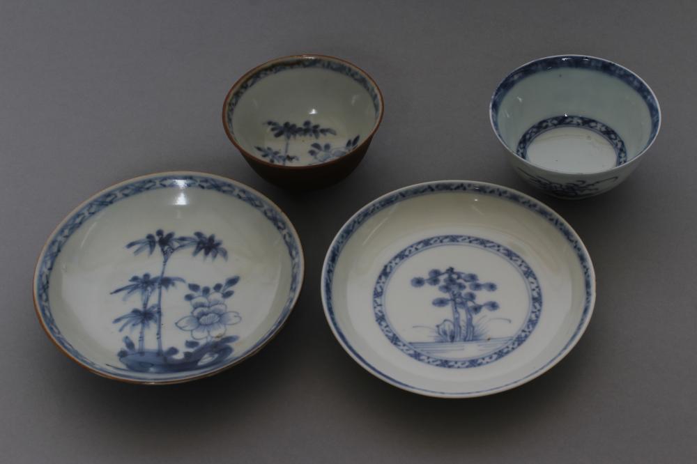 TWO NANKING CARGO PORCELAIN TEABOWLS AND SAUCERS both painted in underglaze blue Image