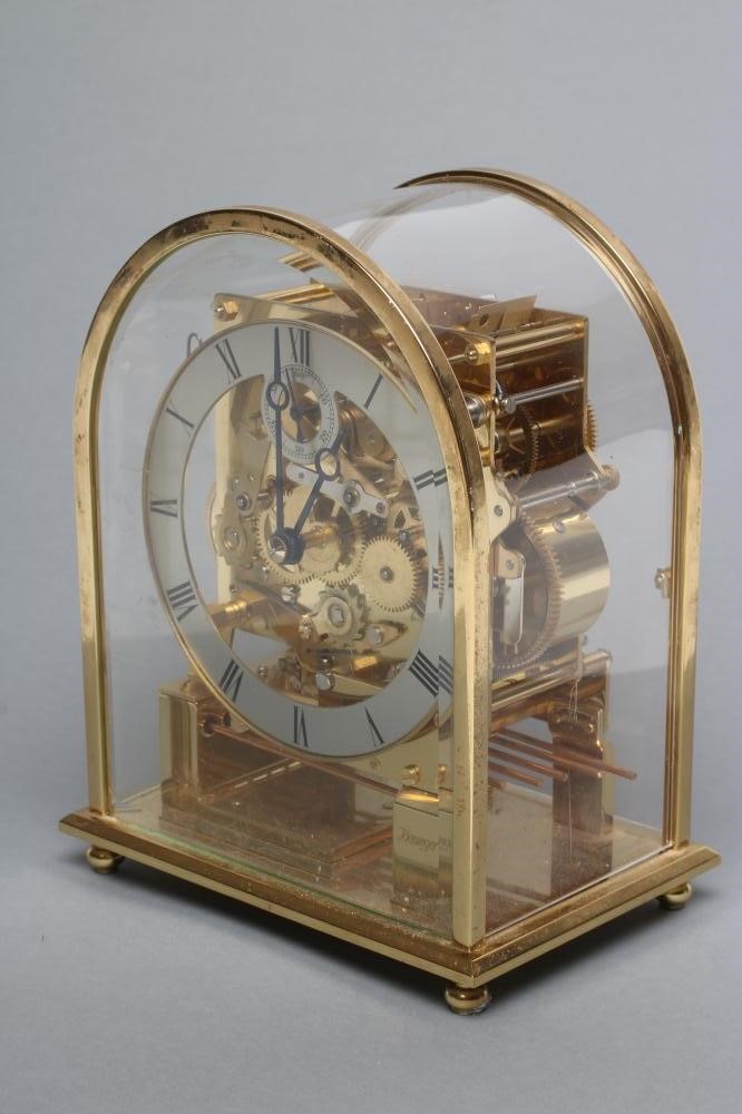 A KIENINGER MANTEL CLOCK Image