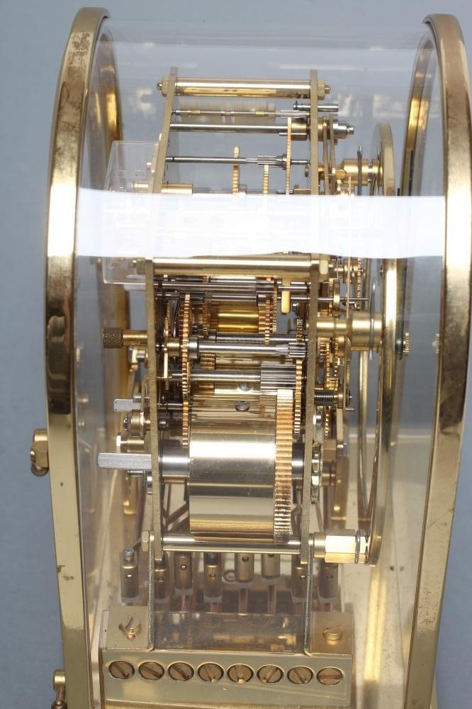 A KIENINGER MANTEL CLOCK Image