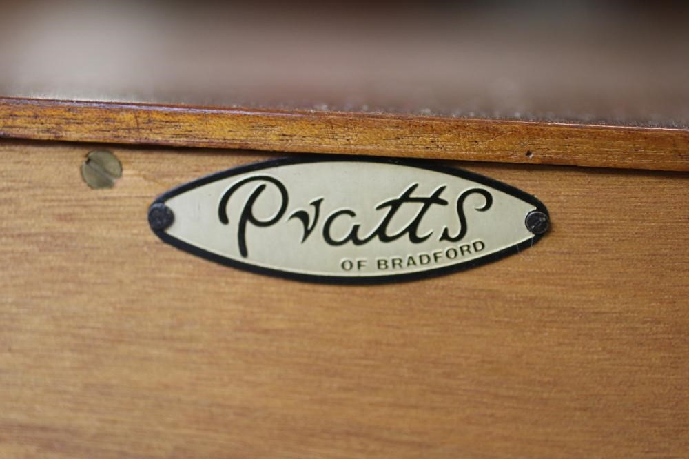 A MID CENTURY DESIGN TEAK LOW SIDEBOARD Image