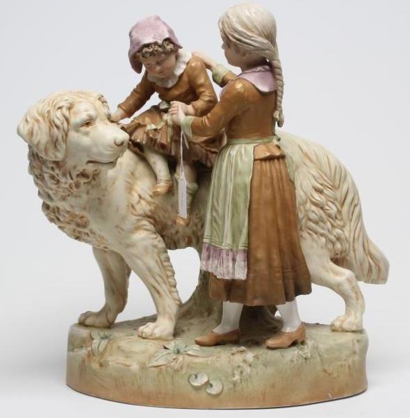 A ROYAL DUX FIGURE GROUP Image