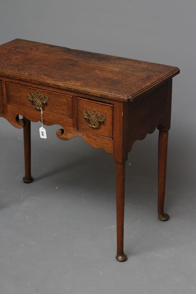 A GEORGE III OAK LOW BOY Image