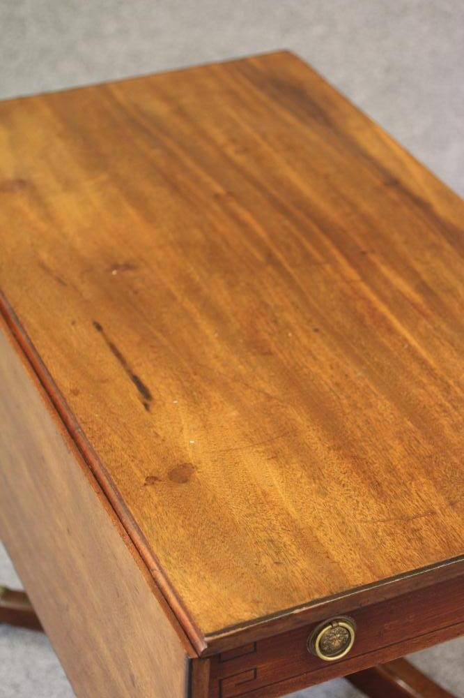 A MAHOGANY PEMBROKE TABLE Image