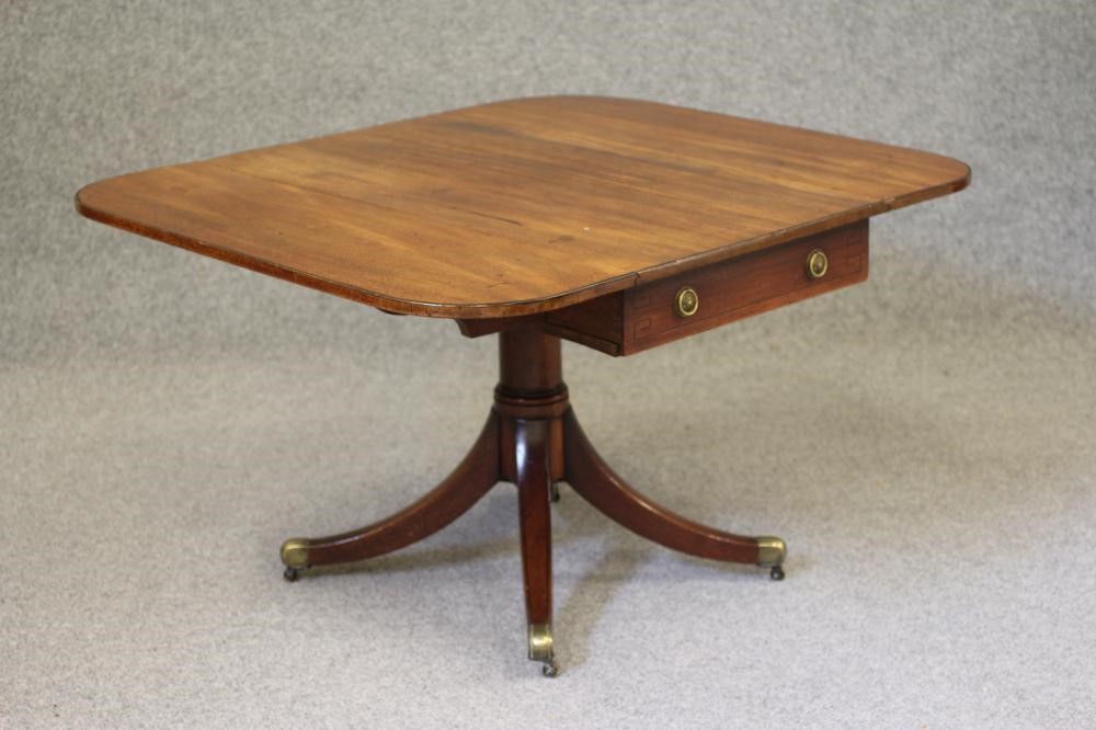 A MAHOGANY PEMBROKE TABLE Image