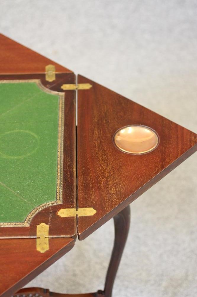 A VICTORIAN MAHOGANY ENVELOPE CARD TABLE Image
