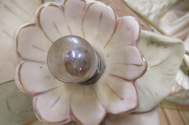 A ROYAL DUX FIGURAL CENTREPIECE Image