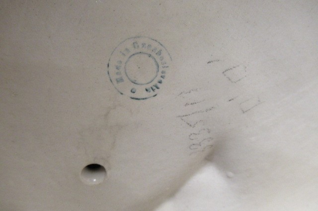 A ROYAL DUX FIGURE GROUP Image