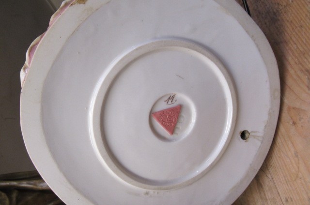 A LARGE PAIR OF ART NOUVEAU ROYAL DUX FIGURAL LANTERN FIGURES Image