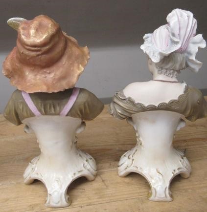 A ROYAL DUX SMALL BUST Image