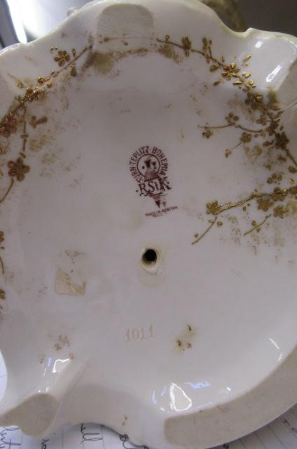 A TURN OF TEPLITZ BUST Image