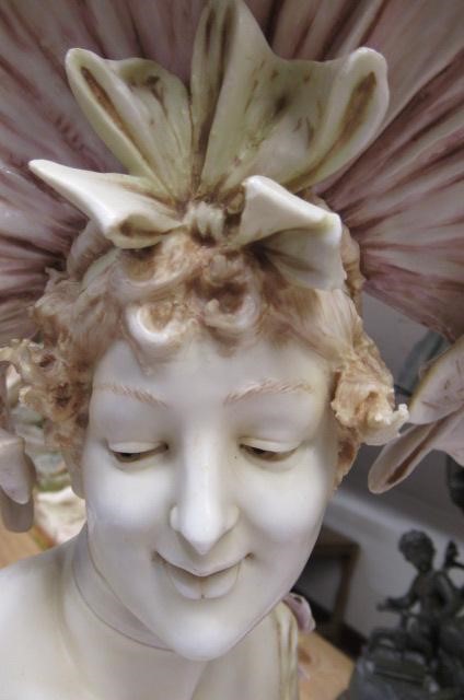 A TURN OF TEPLITZ BUST Image