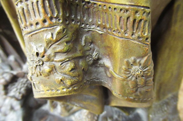 A LARGE ERNST WAHLISS ART NOUVEAU COLD PAINTED BRONZED EARTHENWARE FIGURE Image