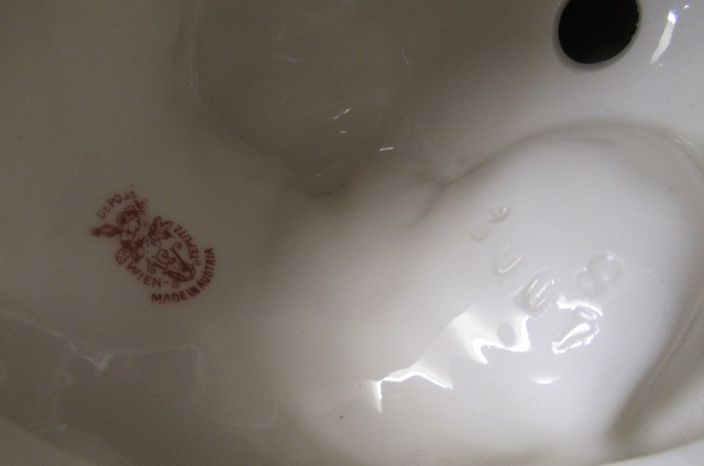 TWO PAIRS OF TURN OF TEPLITZ FIGURES Image