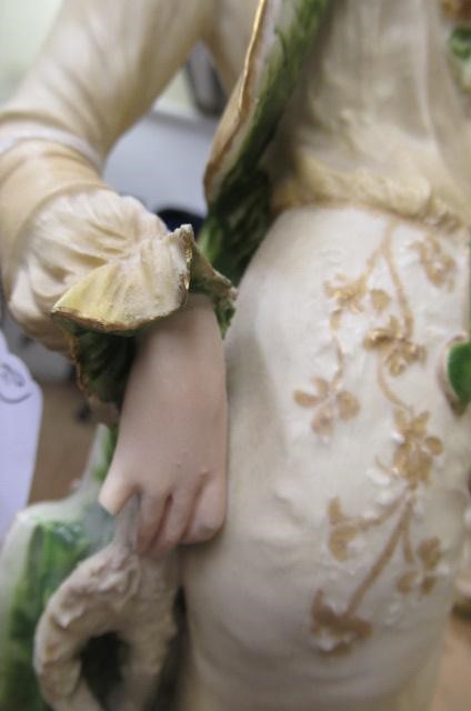 TWO PAIRS OF TURN OF TEPLITZ FIGURES Image