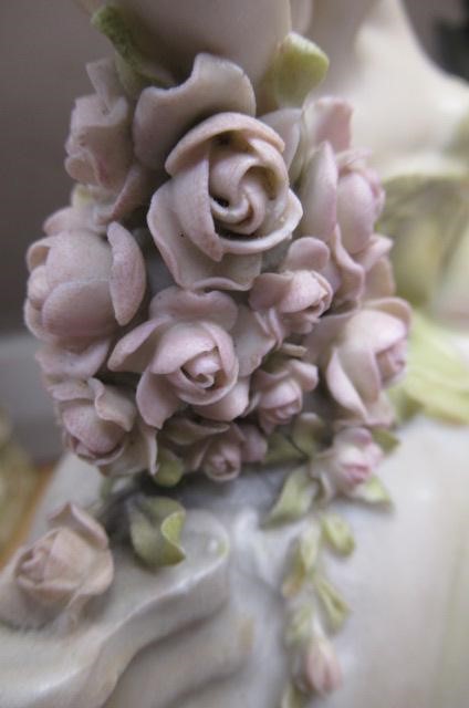 AN AUSTRIAN  PORCELAIN ART NOUVEAU FIGURAL MANTEL TIMEPIECE Image