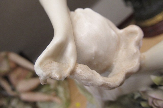 AN AUSTRIAN  PORCELAIN ART NOUVEAU FIGURAL MANTEL TIMEPIECE Image