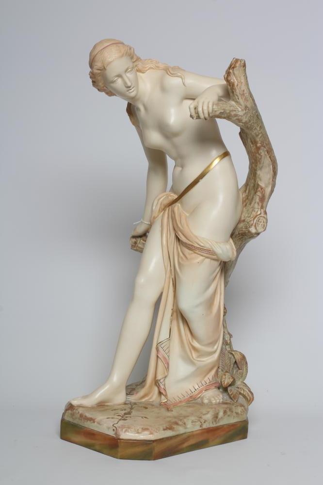 A LARGE ROYAL WORCESTER "BATHER SURPRISED" FIGURE Image