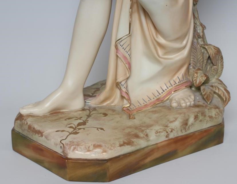 A LARGE ROYAL WORCESTER "BATHER SURPRISED" FIGURE Image