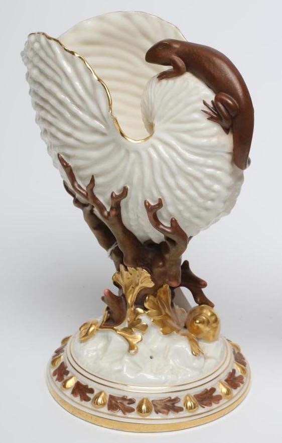 A PAIR OF ROYAL WORCESTER NAUTILUS SHELL VASES Image