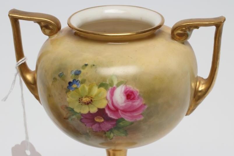 A ROYAL WORCESTER HIGH PEDESTAL BOWL AND COVER Image