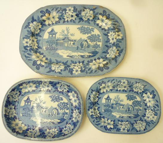THREE VARIOUS BLUE AND WHITE "ELEPHANT" PATTERN PRINTED EARTHENWARE DISHES Image