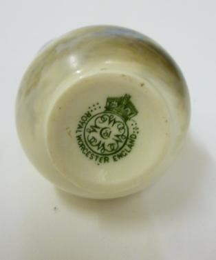 A ROYAL WORCESTER PORCELAIN MINIATURE JUG Image