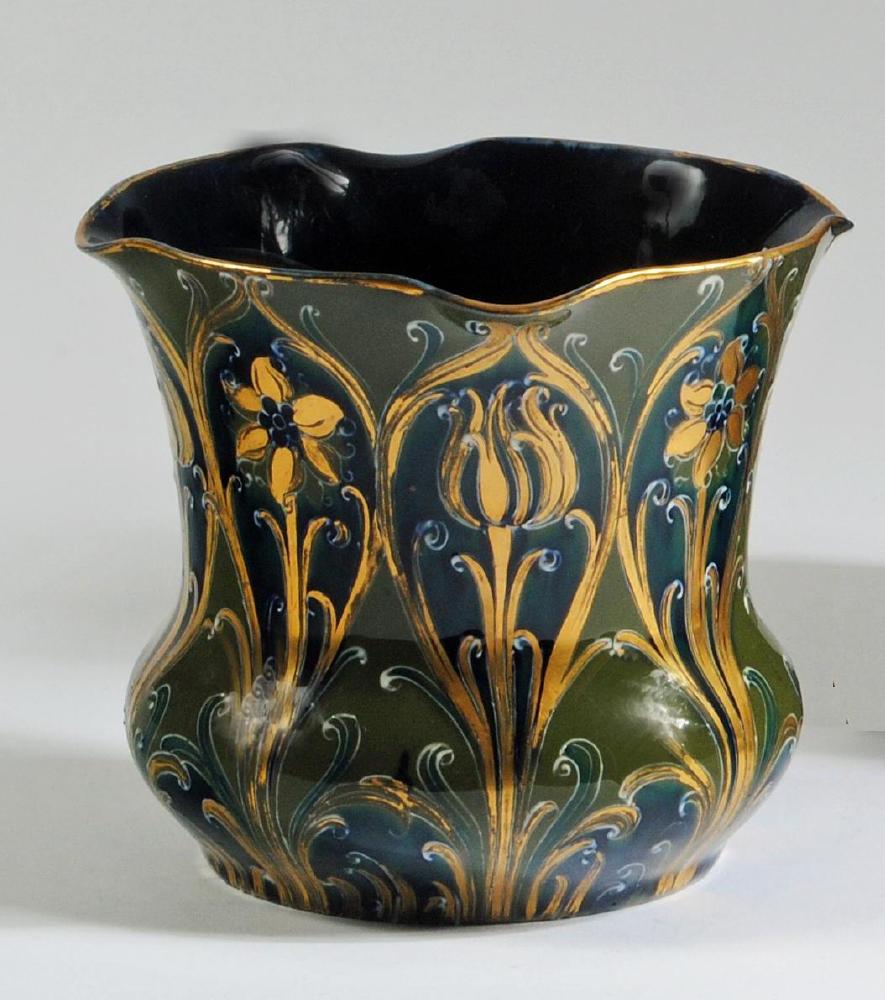 A MACINTYRE MOORCROFT POTTERY CACHE-POT Image