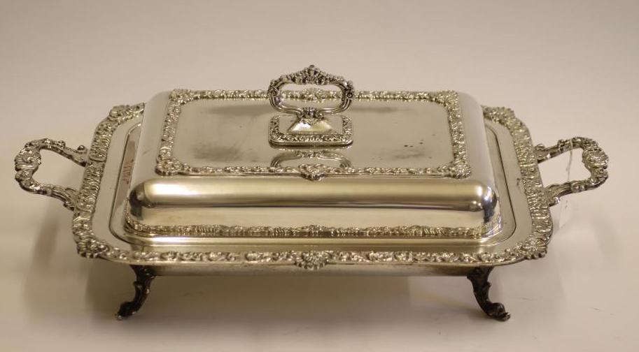 A SILVER PLATED EARLY VICTORIAN STYLE CHAFING DISH Image