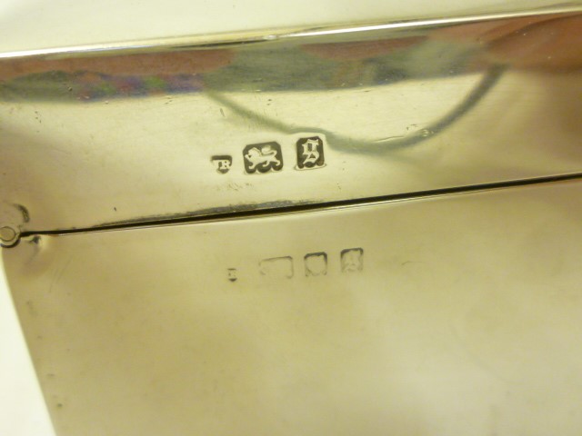 A SILVER CIGAR BOX Image