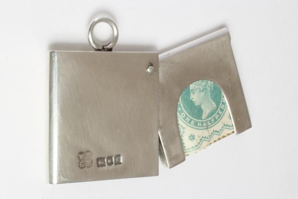 A LATE VICTORIAN SILVER NOVELTY STAMP CASE Image