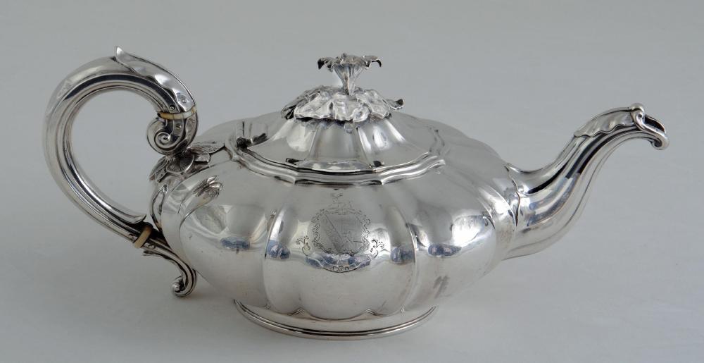A WILLIAM IV SILVER TEAPOT Image