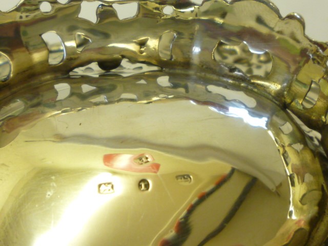 A LATE VICTORIAN SILVER BONBON DISH Image