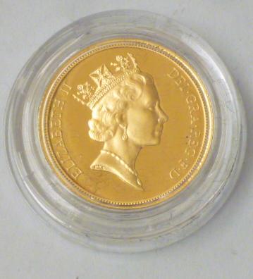AN ELIZABETH II GOLD PROOF SOVEREIGN Image