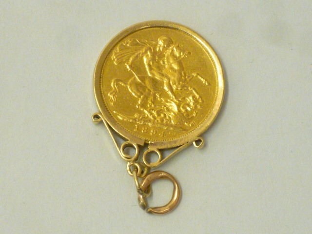 A VICTORIAN GOLD SOVEREIGN Image